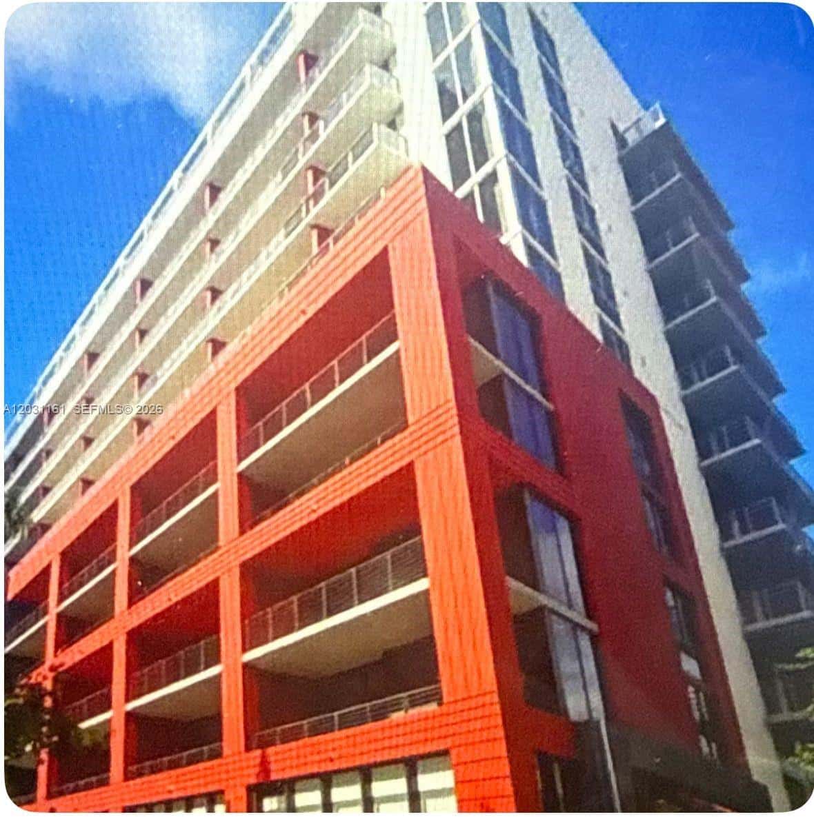 90 NE 32nd St # 624, Miami FL 33137