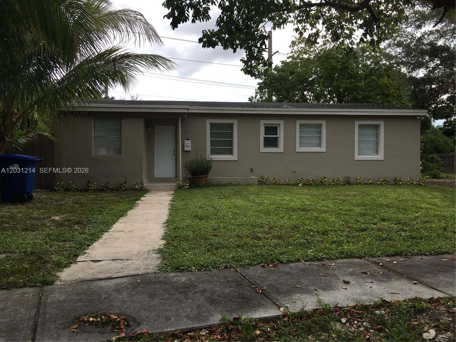 1594 NE 155th Ter, North Miami Beach FL 33162