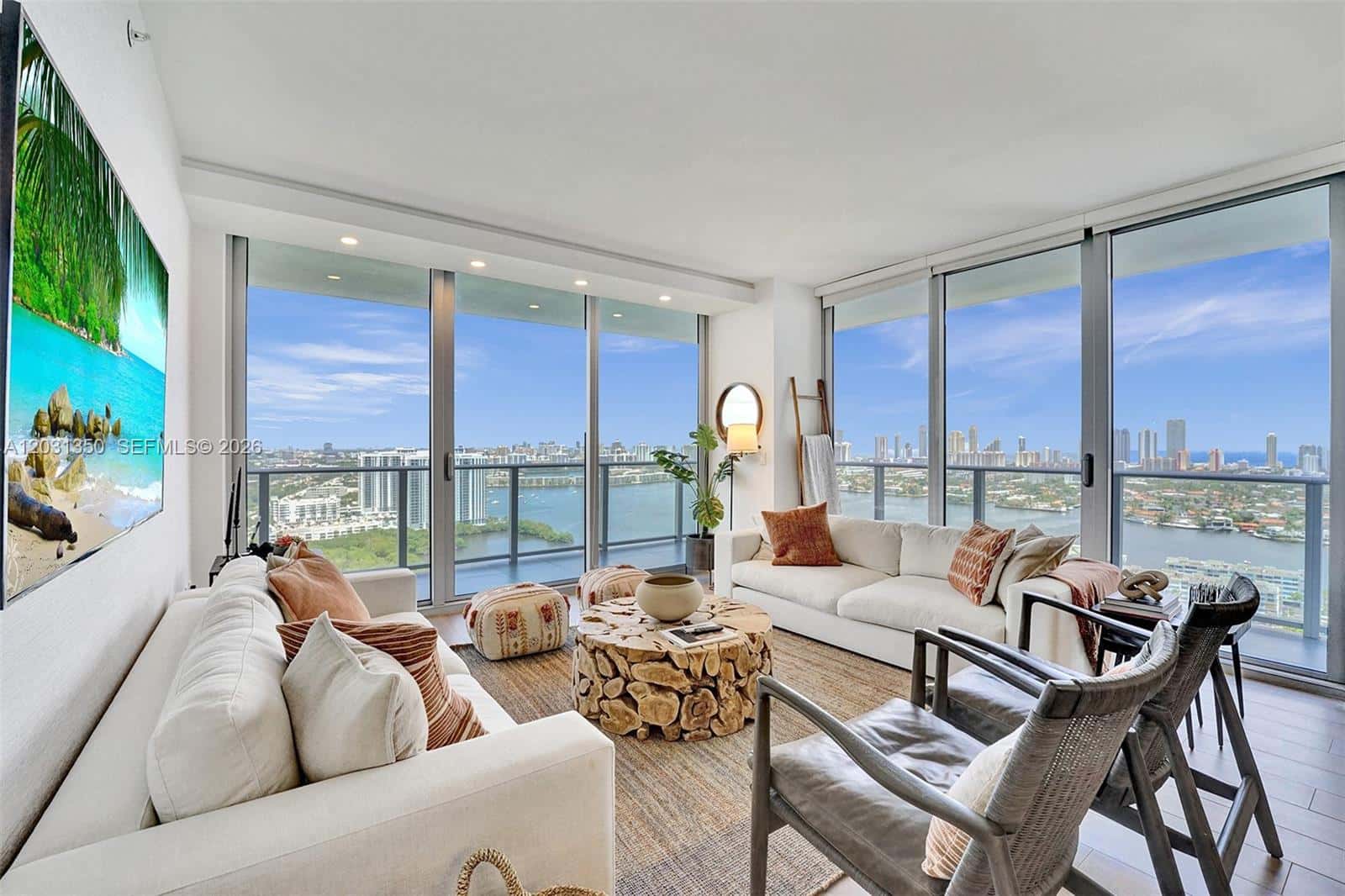 16385 Biscayne Blvd # 3107, North Miami Beach FL 33160