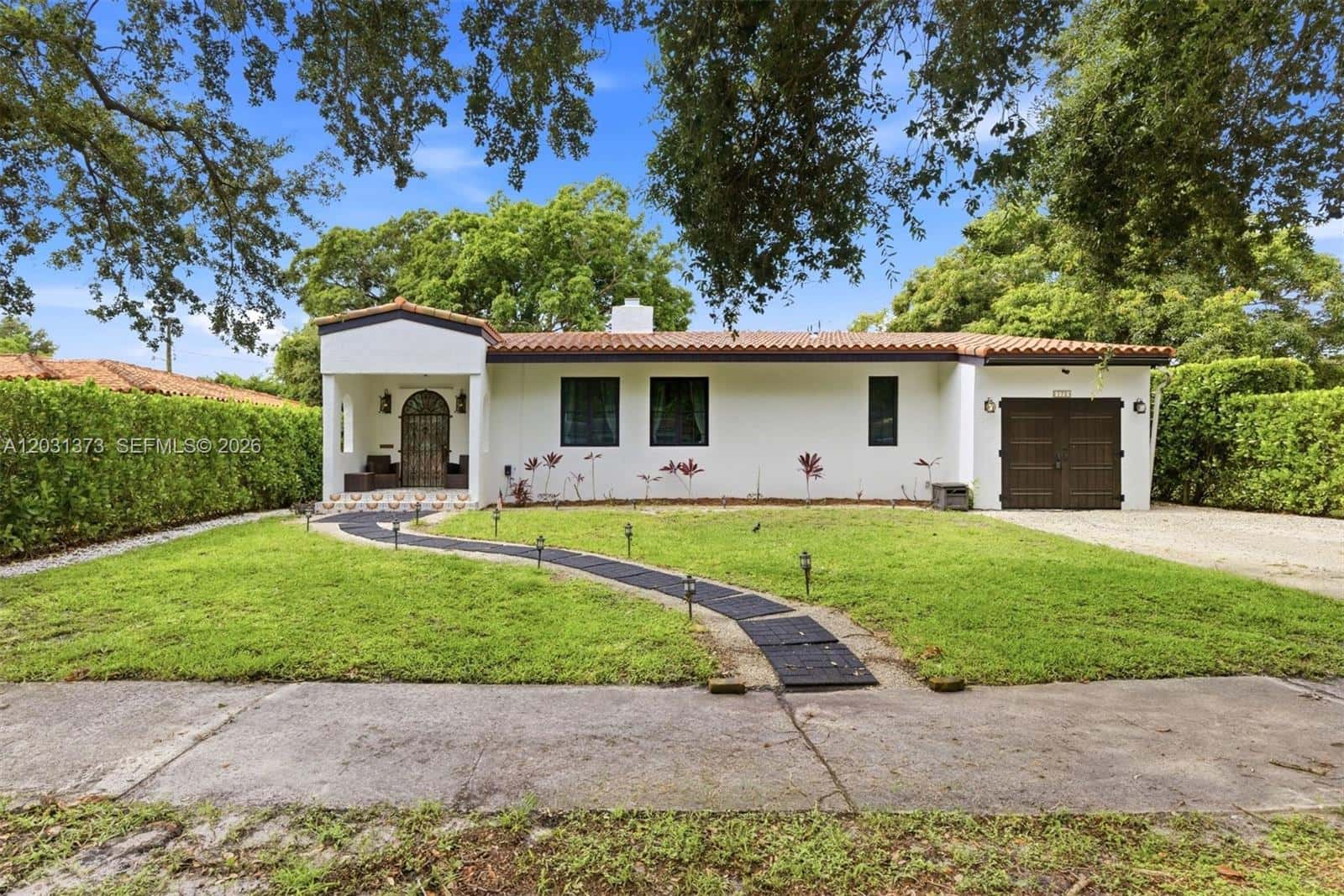 172 NW 90th St, El Portal FL 33150