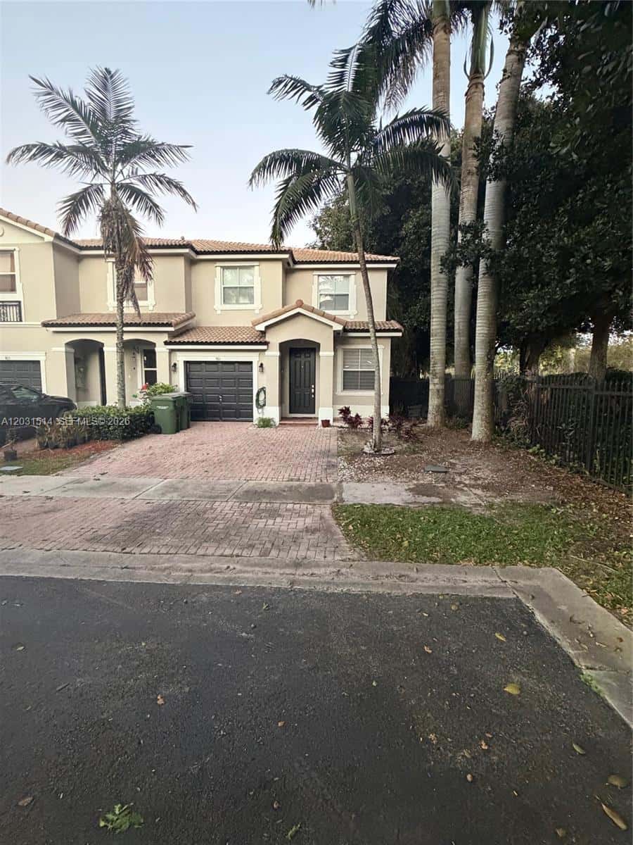 901 NE 42nd Ave, Homestead FL 33033