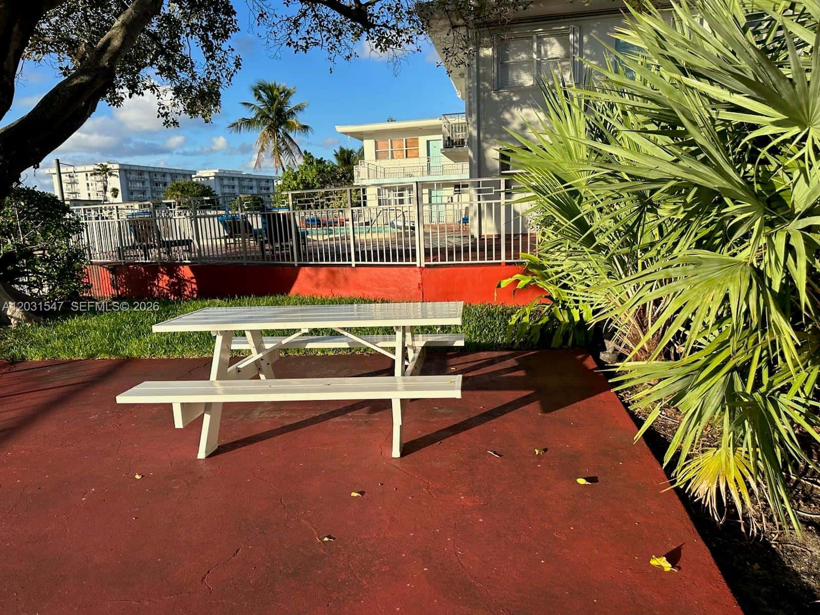 1275 Marseille Dr # 40, Miami Beach FL 33141