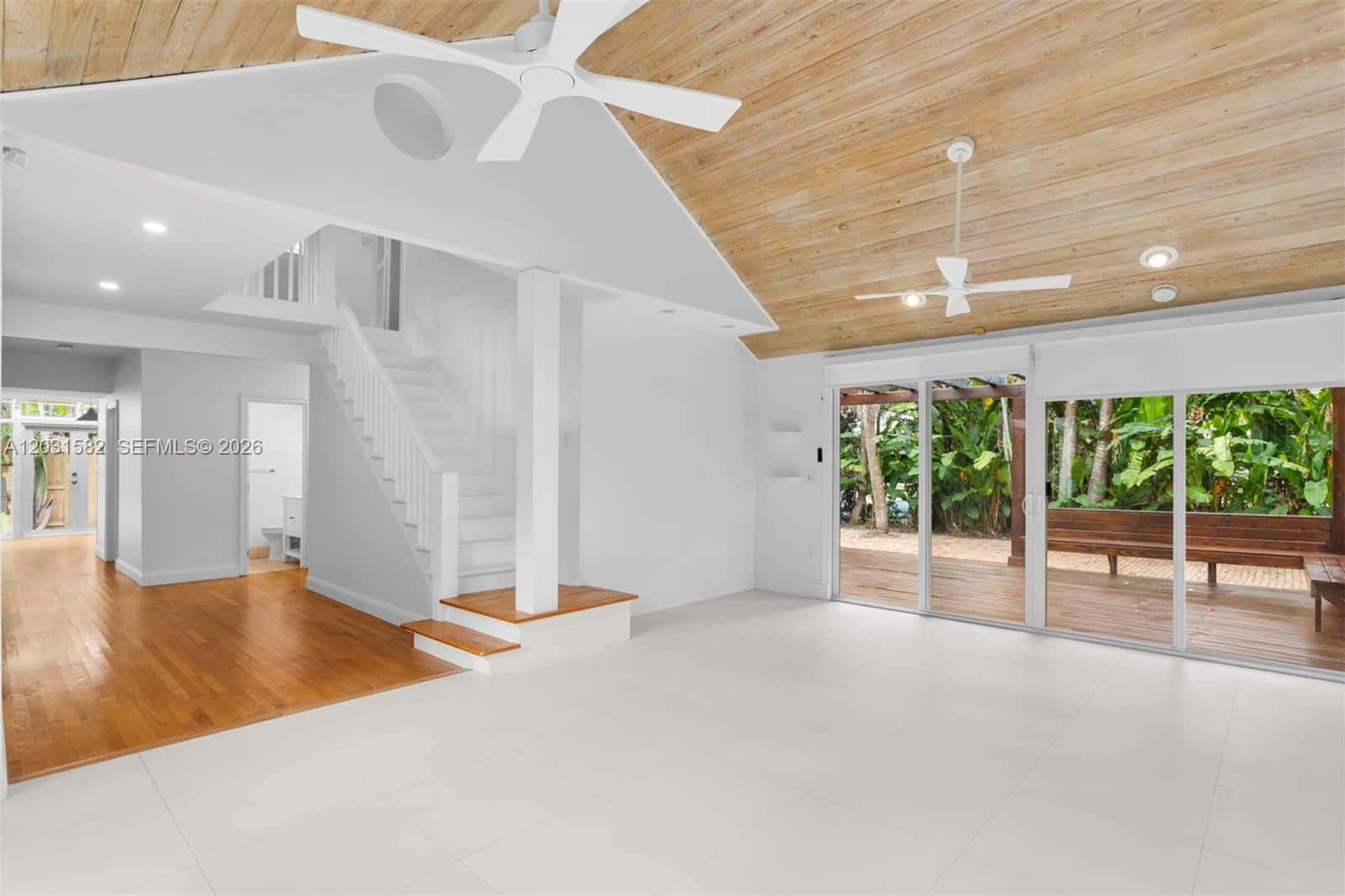 3945 Loquat Ave, Miami FL 33133