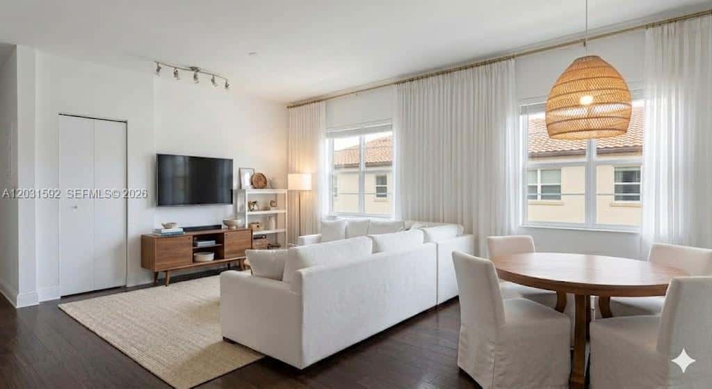 420 15th St # 307, Miami Beach FL 33139
