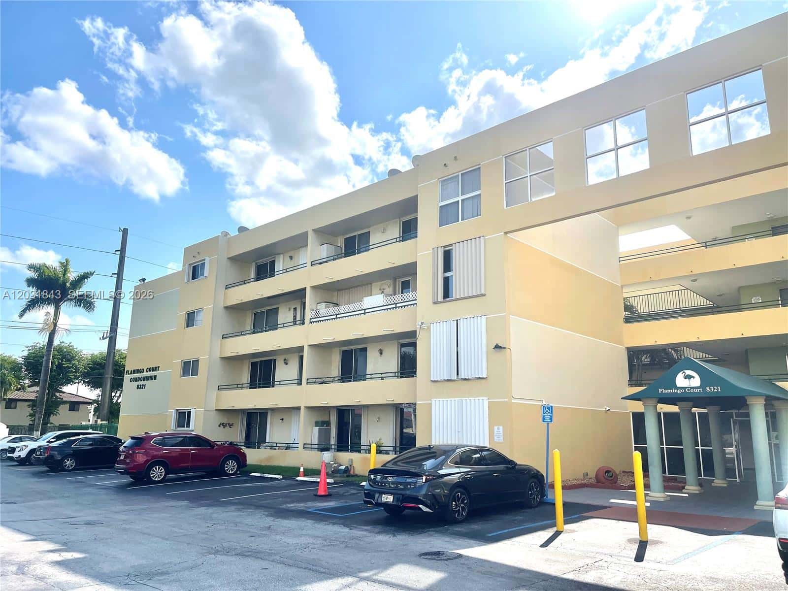 8321 NW 7th St # 407, Miami FL 33126