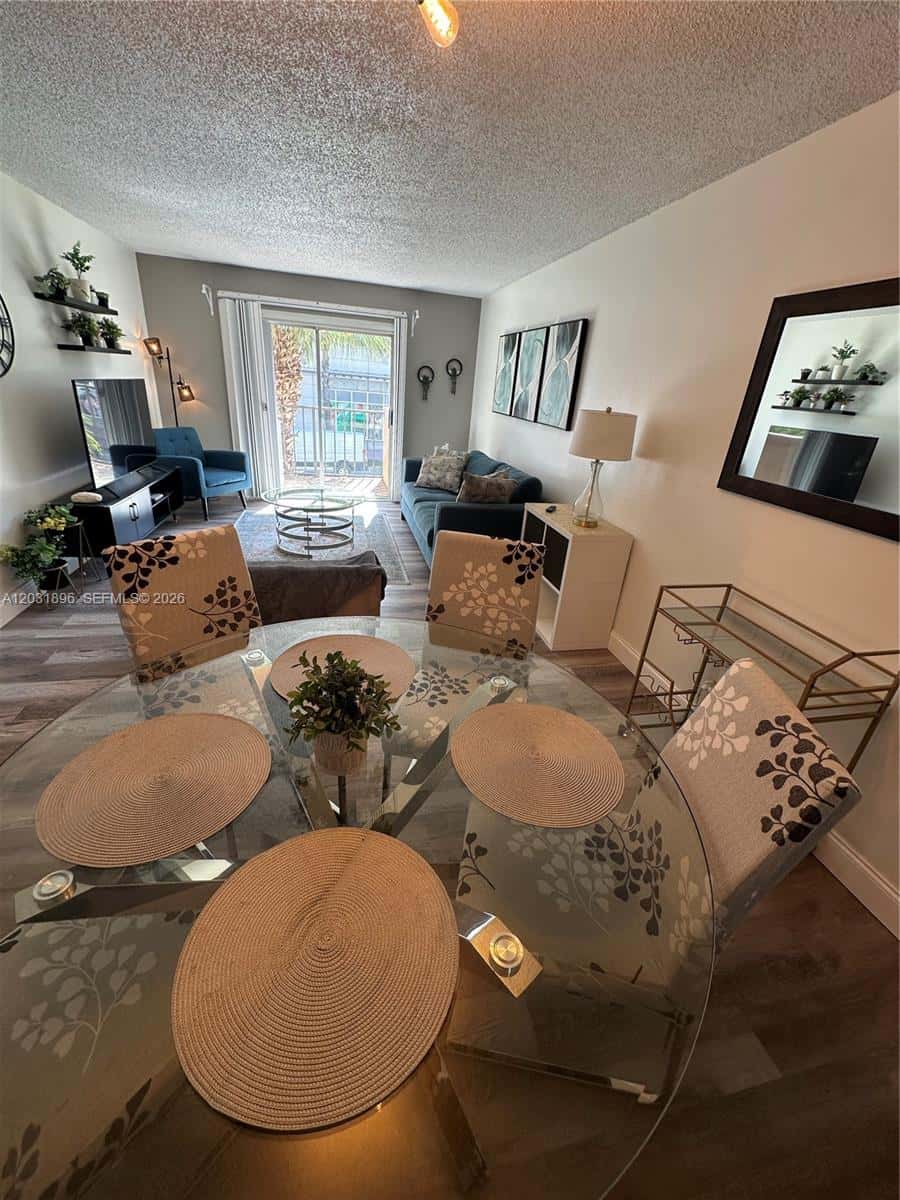 1150 Collins Ave # 204, Miami Beach FL 33139