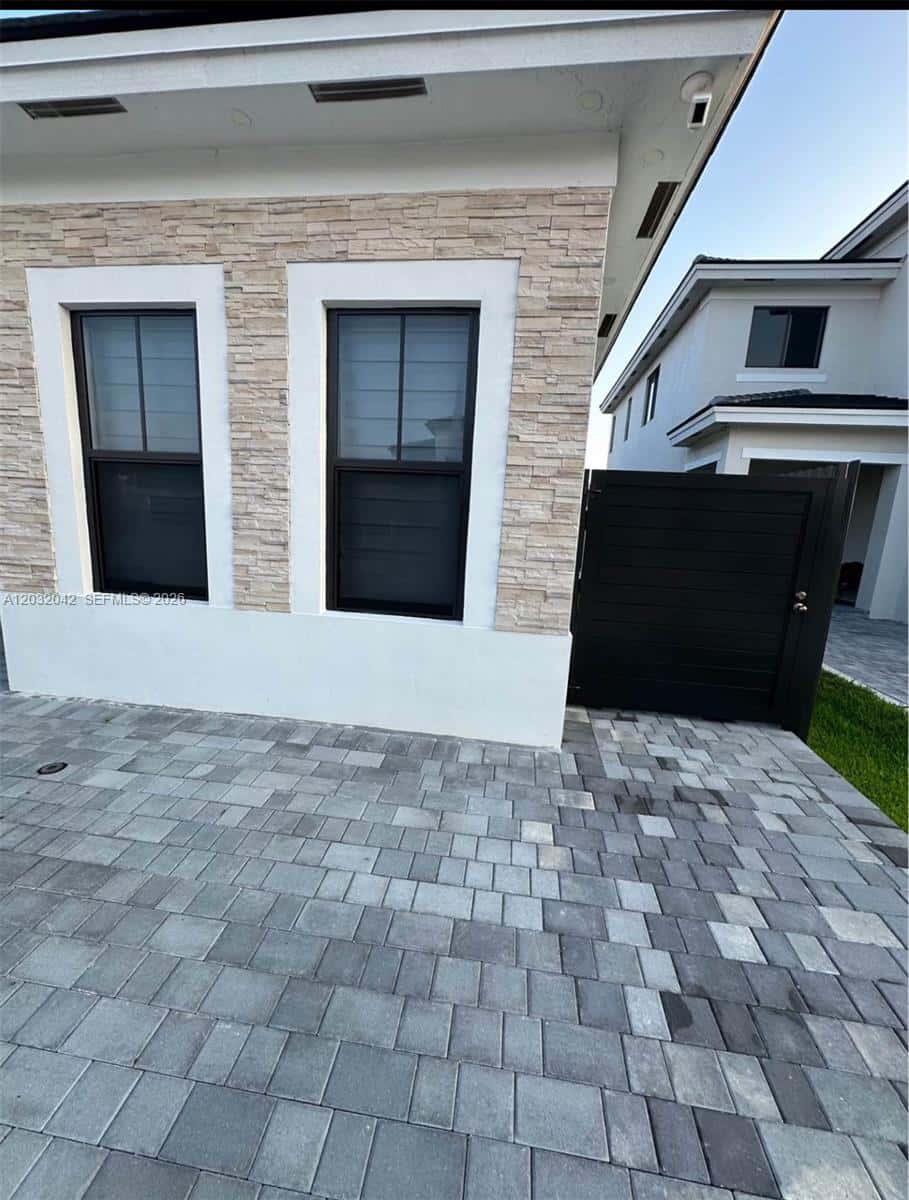 14429 SW 19th St # 1, Miami FL 33175