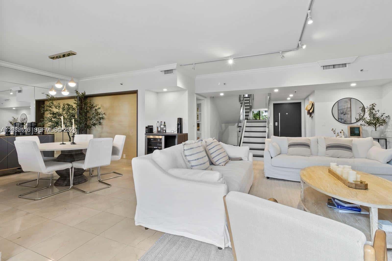 520 Brickell Key Dr # A307, Miami FL 33131