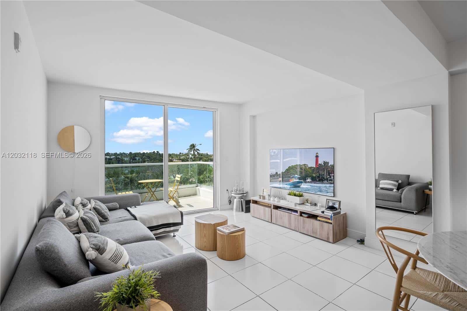 6362 Collins Ave # 312, Miami Beach FL 33141