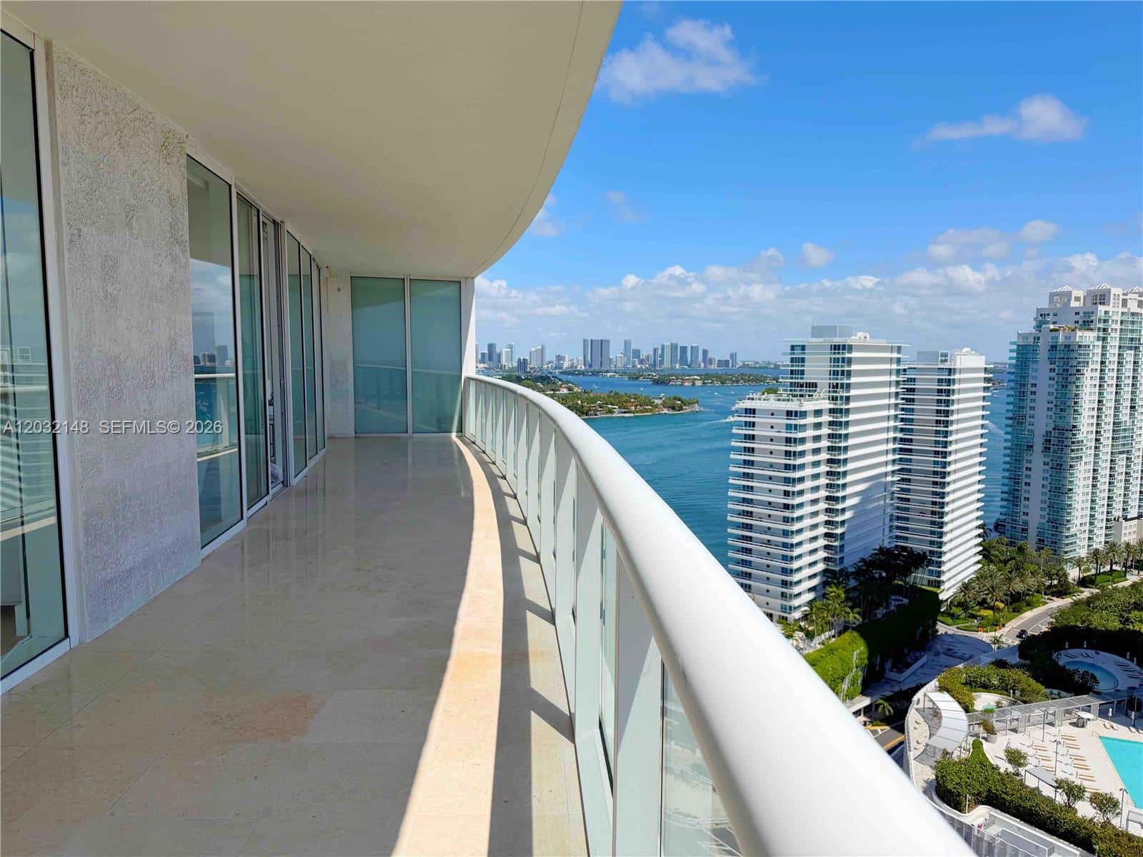 450 Alton Rd # 2610, Miami Beach FL 33139