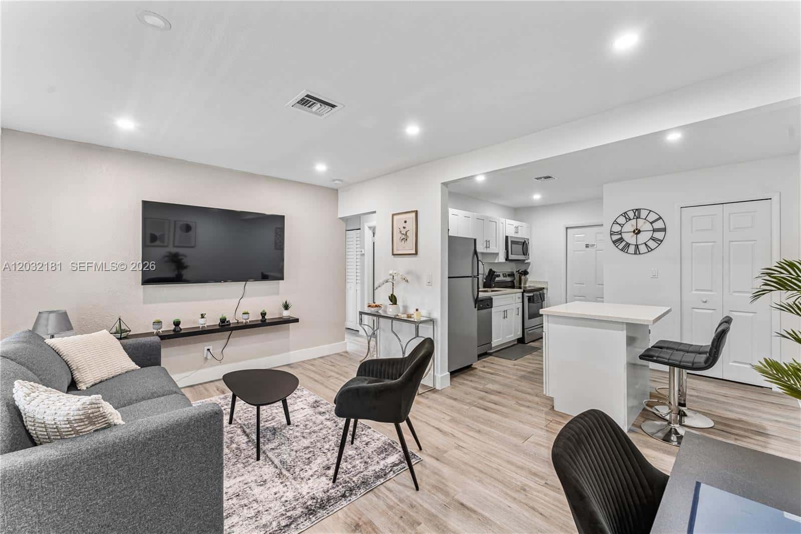 1521 NE 118th Ter # 1, Miami FL 33161