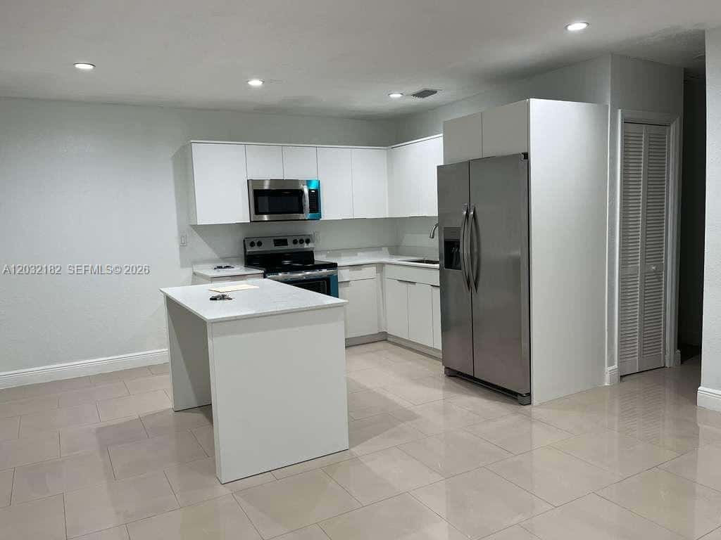 3251 NW 177th Ter, Miami Gardens FL 33056