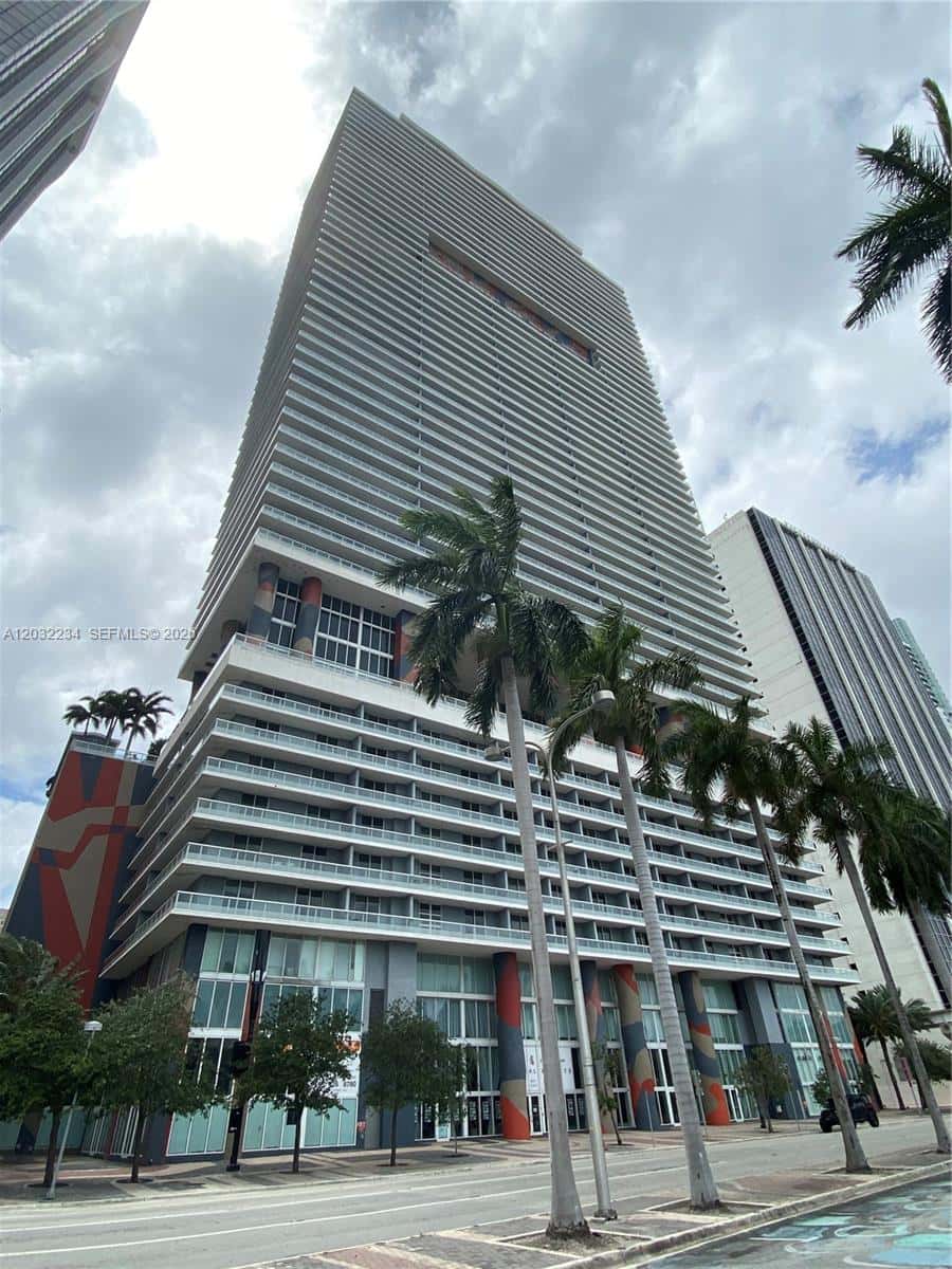 50 Biscayne Blvd # 2902, Miami FL 33132