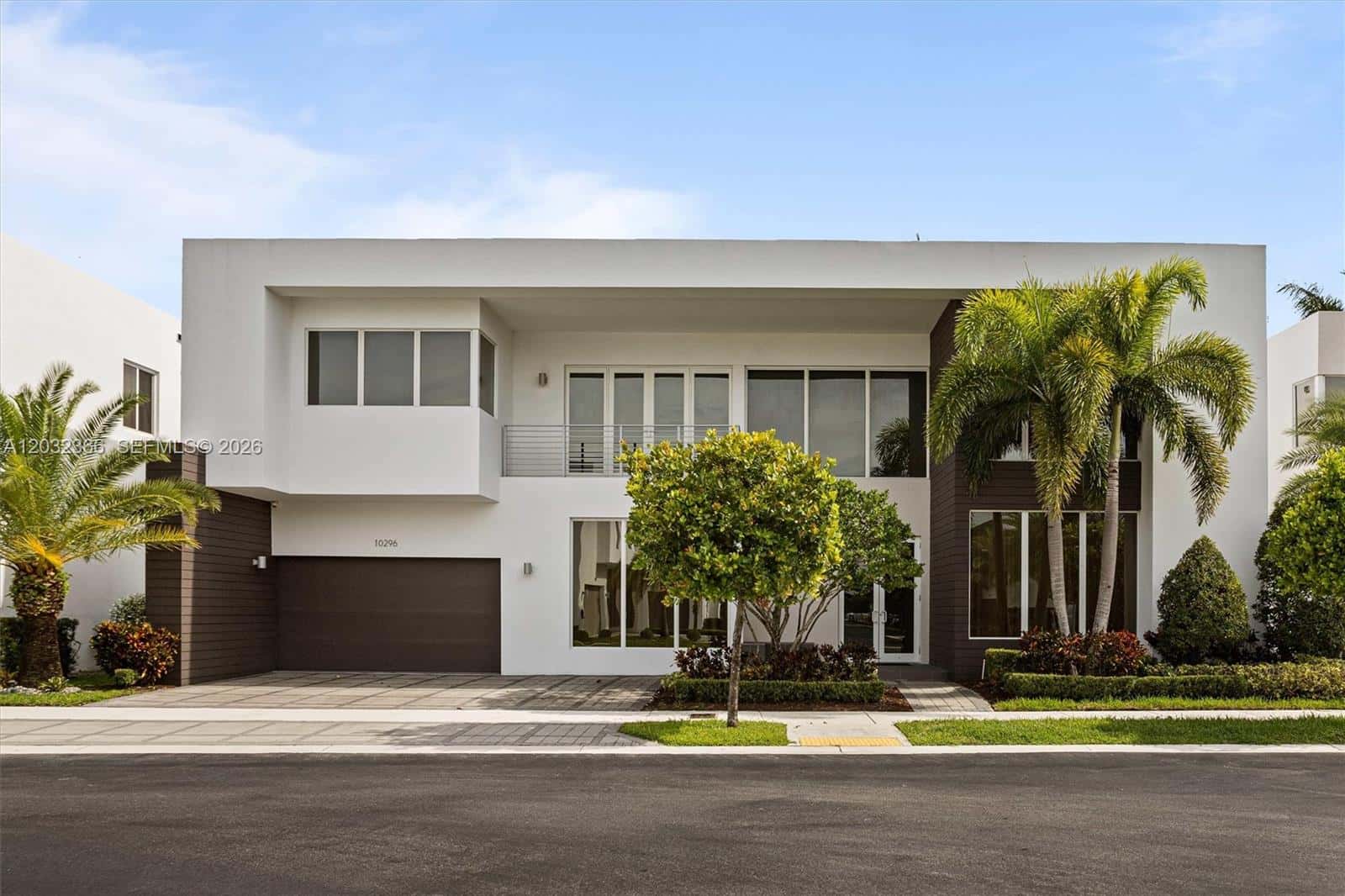 10296 NW 74th Terrace, Doral FL 33178