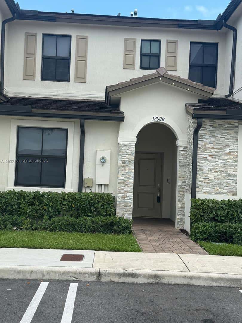 12928 SW 232nd Ter # 12928, Homestead FL 33032