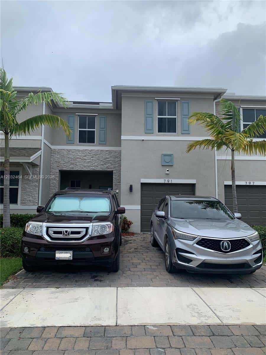 791 SE 18th St # 791, Homestead FL 33034
