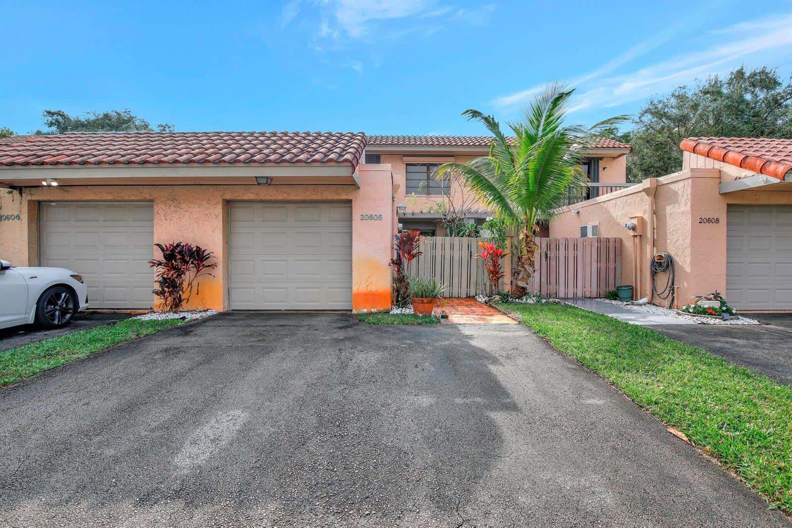 20606 NE 7th Court, Miami FL 33179