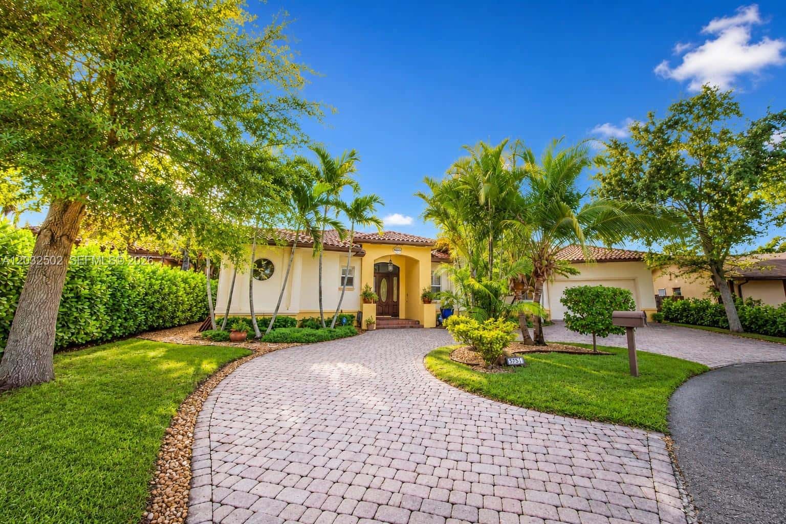 5751 SW 59th PL # 5751, South Miami FL 33143
