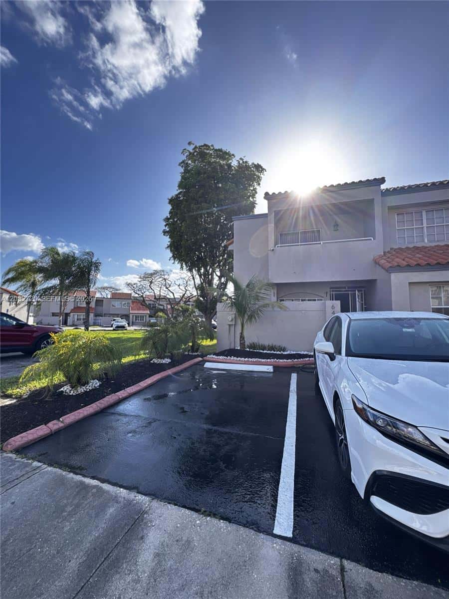 6475 SW 129th Ave, Miami FL 33183