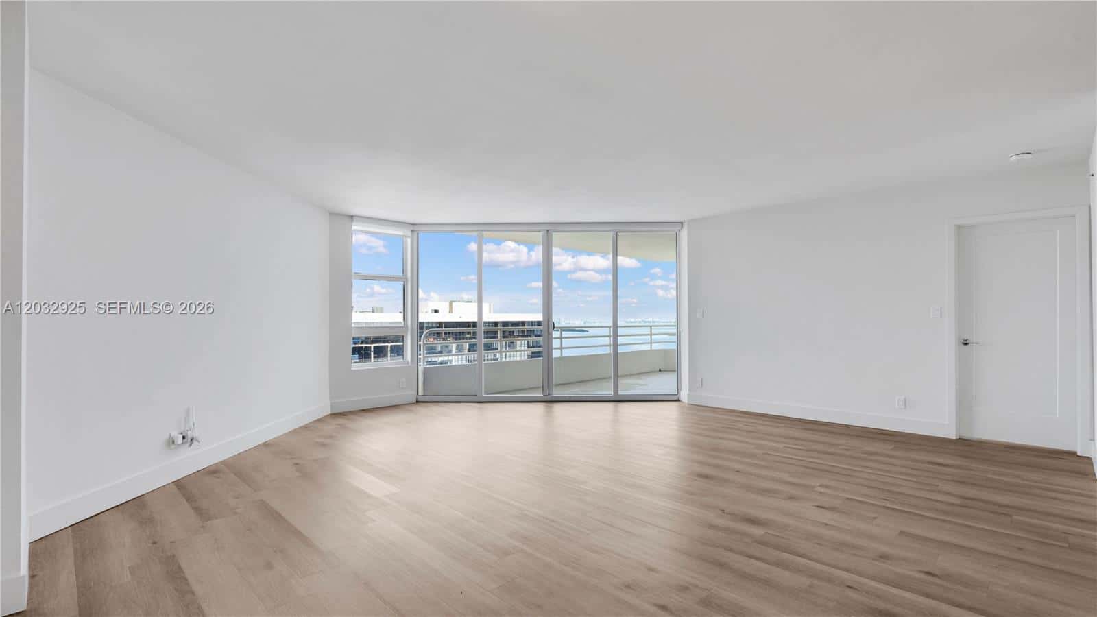 555 NE 34th St # 208, Miami FL 33137