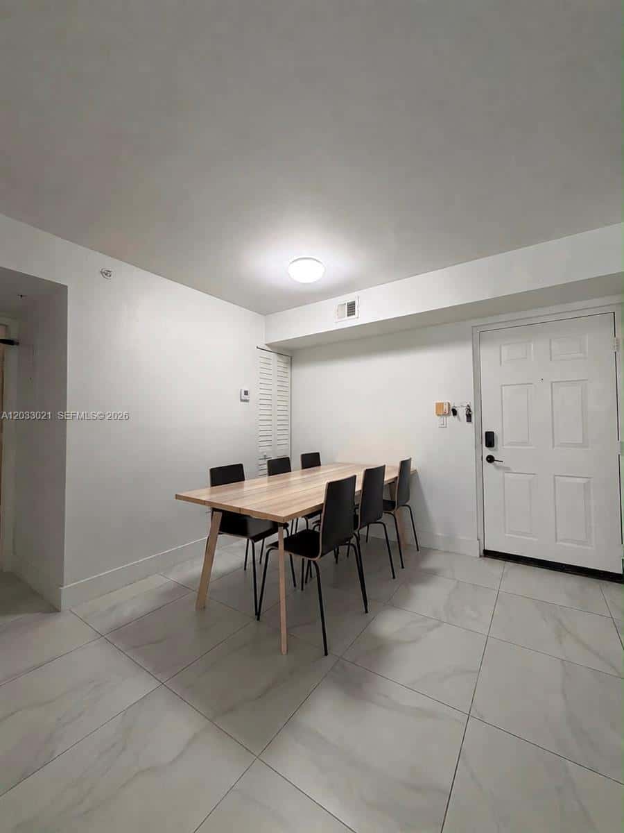 4540 NW 107th Ave # 11, Doral FL 33178