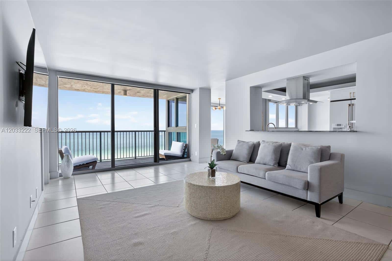 2655 Collins Ave # 1512, Miami Beach FL 33140