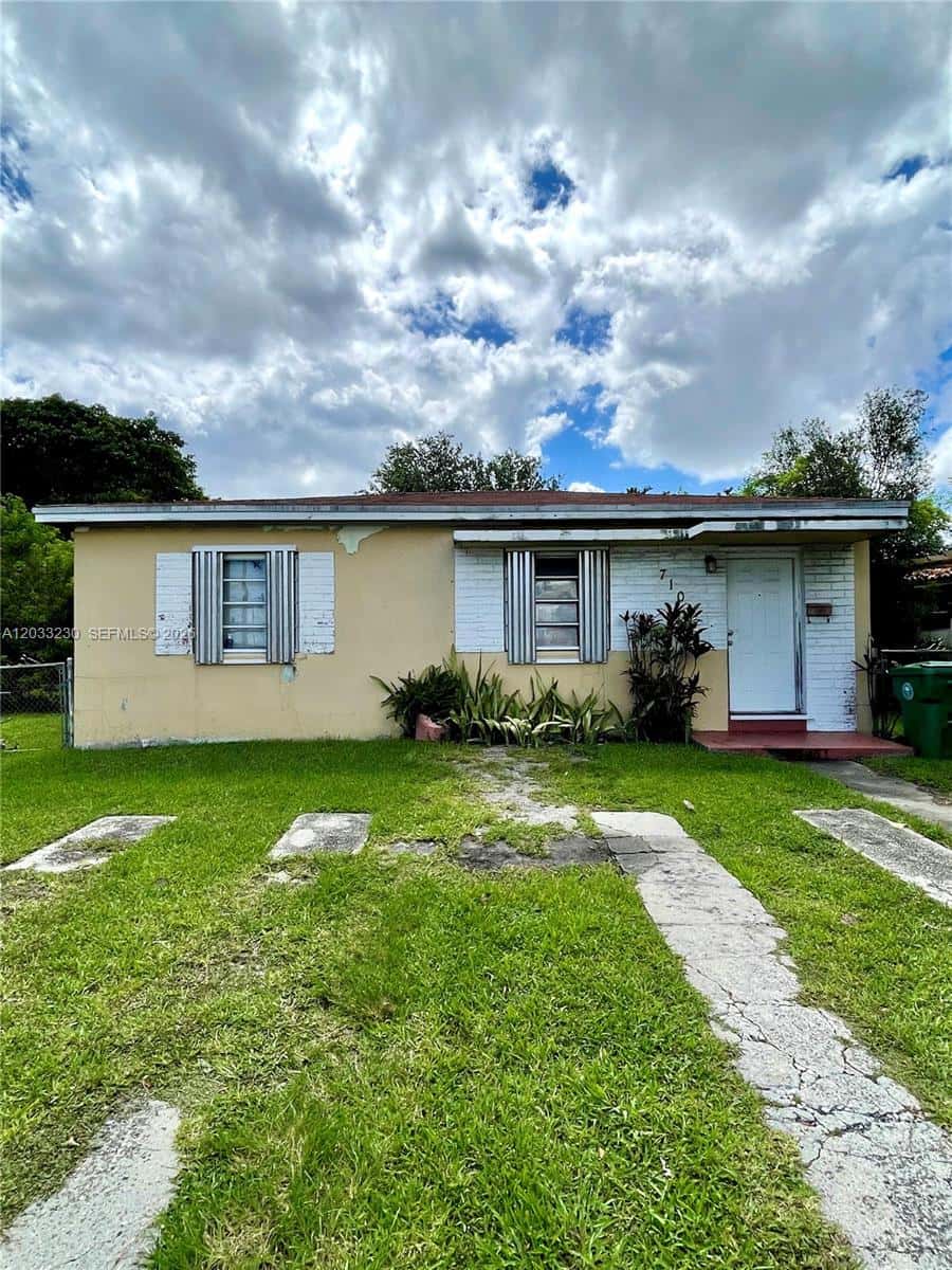 710 Tamiami Blvd, Miami FL 33144