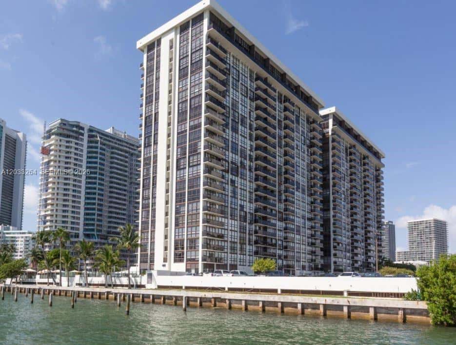 600 NE 36th St # 211, Miami FL 33137