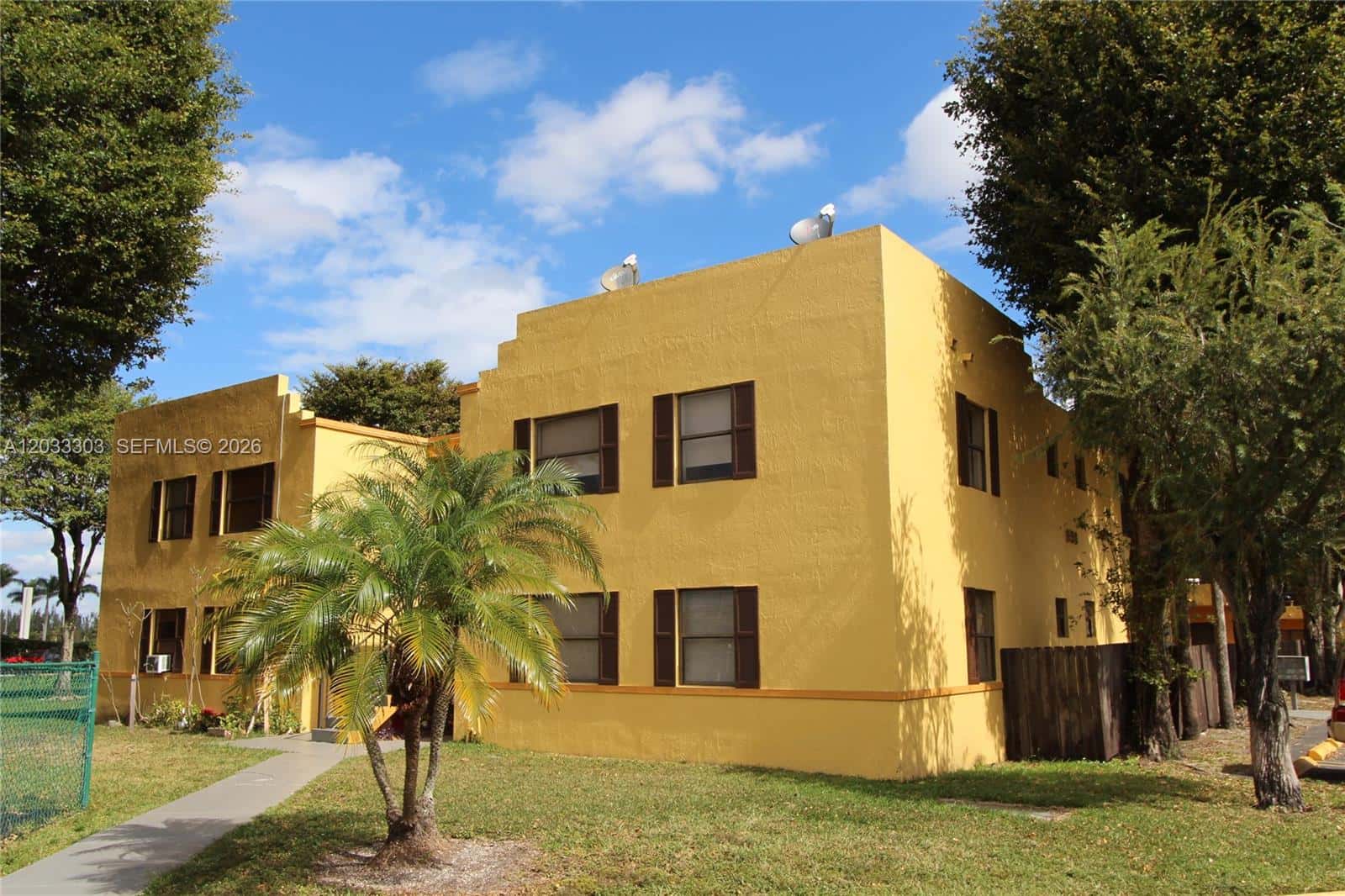 656 NW 114th Ave # 103, Sweetwater FL 33172