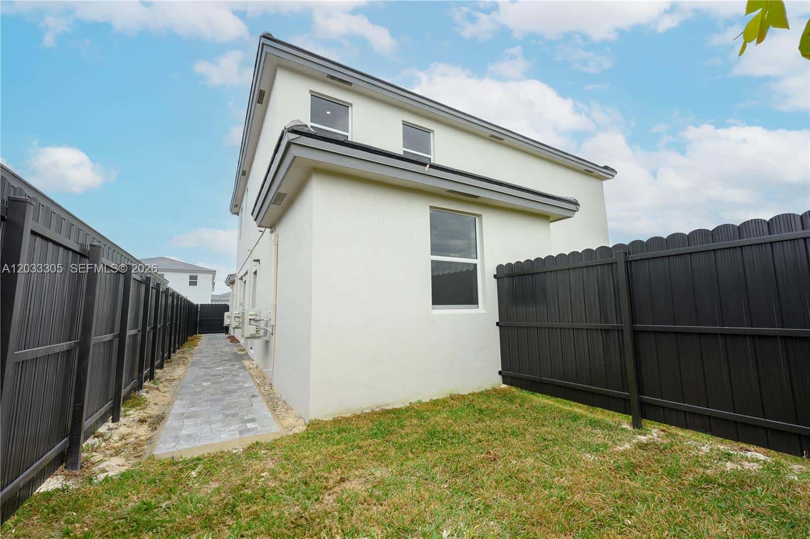 18690 SW 136th Ct # 3, Miami FL 33177