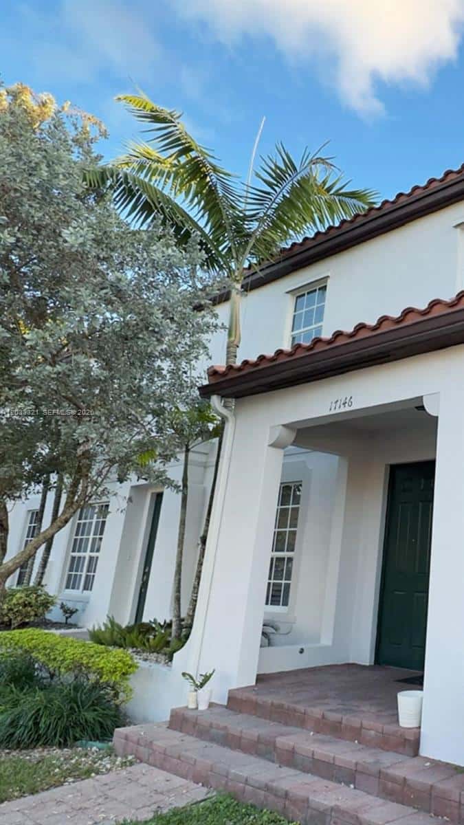 17146 SW 93rd St, Miami FL 33196