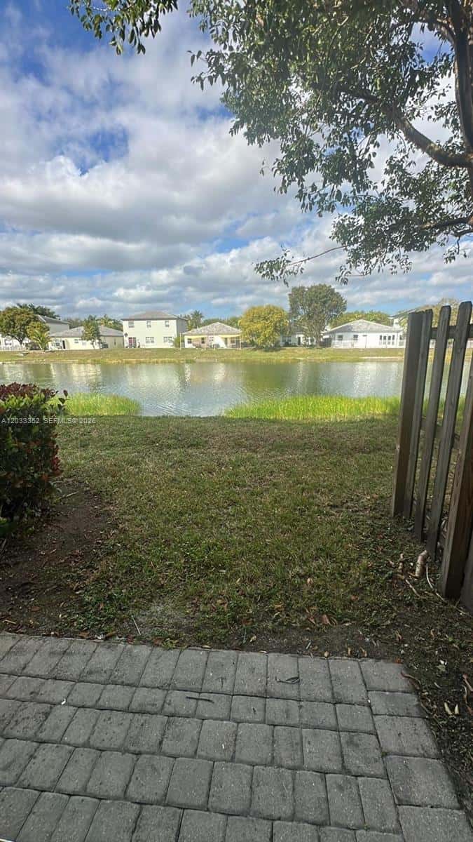 2819 SE 1st Dr # 9, Homestead FL 33033