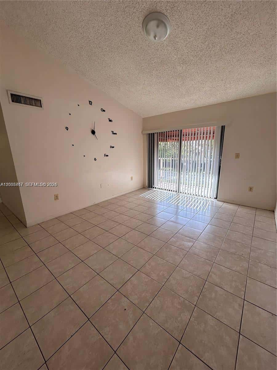 15630 SW 80th St # 305, Miami FL 33193