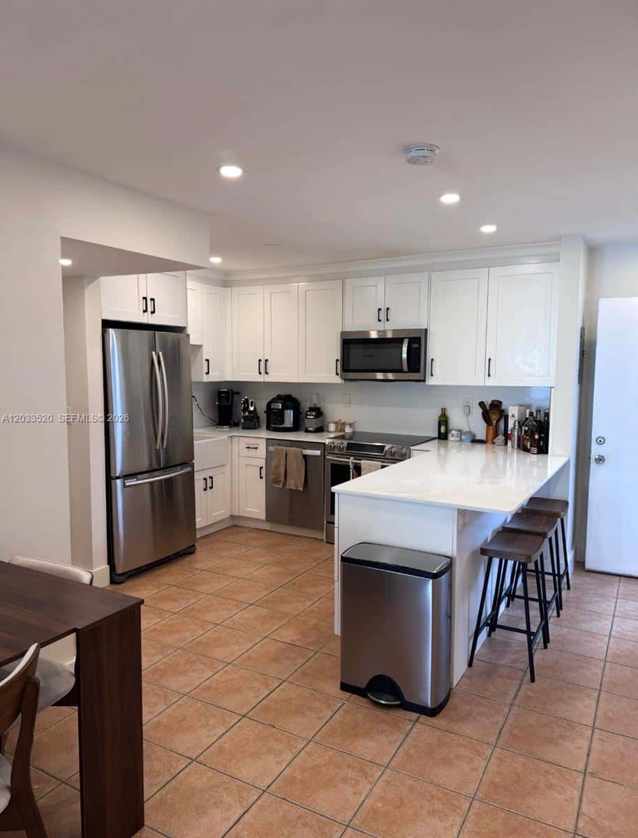 9227 SW 87th Ave # B7, Miami FL 33176