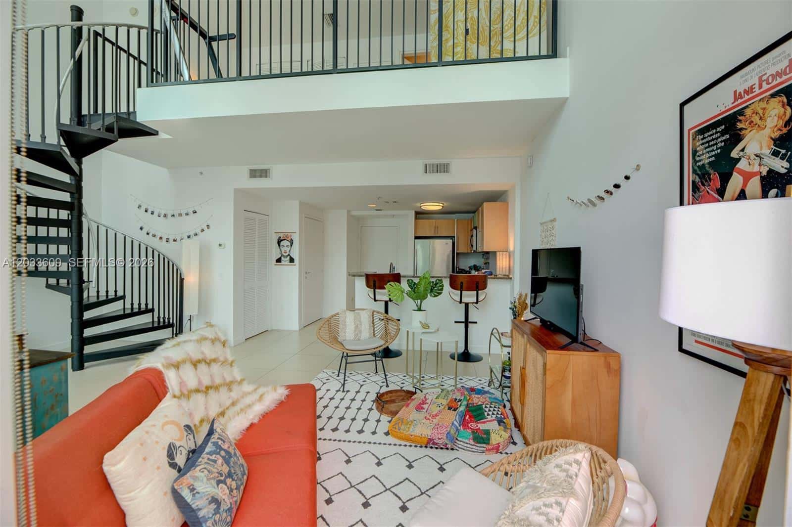 300 S Biscayne Blvd # 428, Miami FL 33131