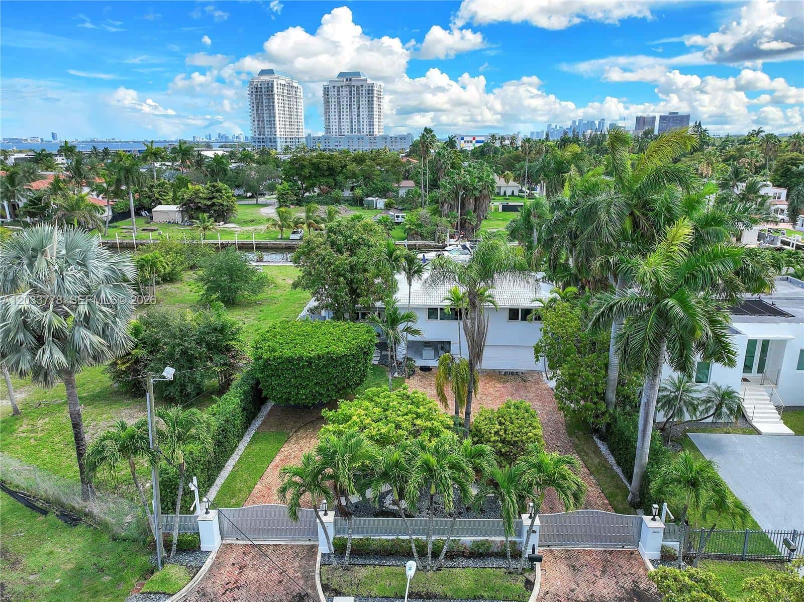 1100 NE 84th St, Miami FL 33138