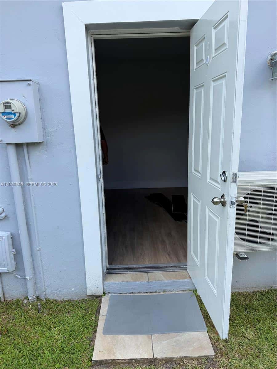 4851 NW 192nd St # 1, Miami Gardens FL 33055