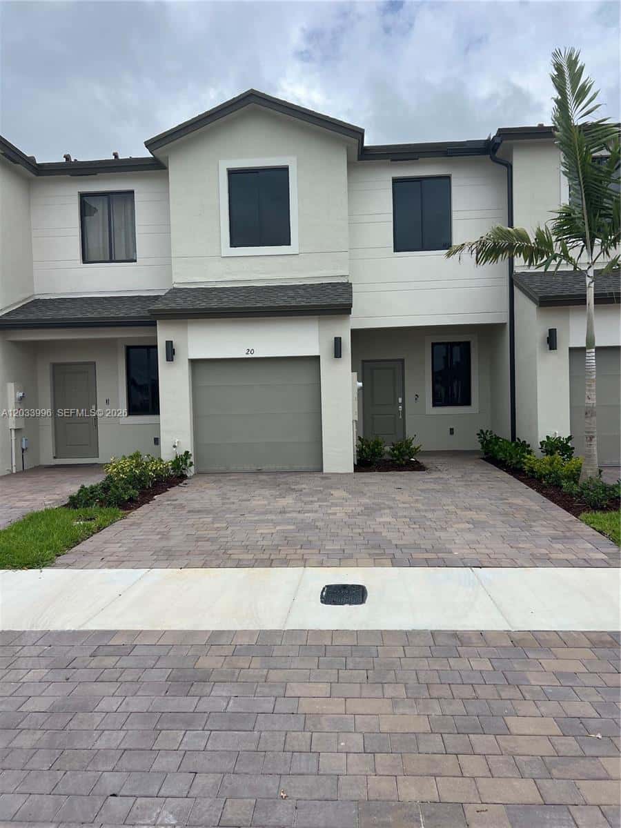20 NW 15th Ct, Florida City FL 33034