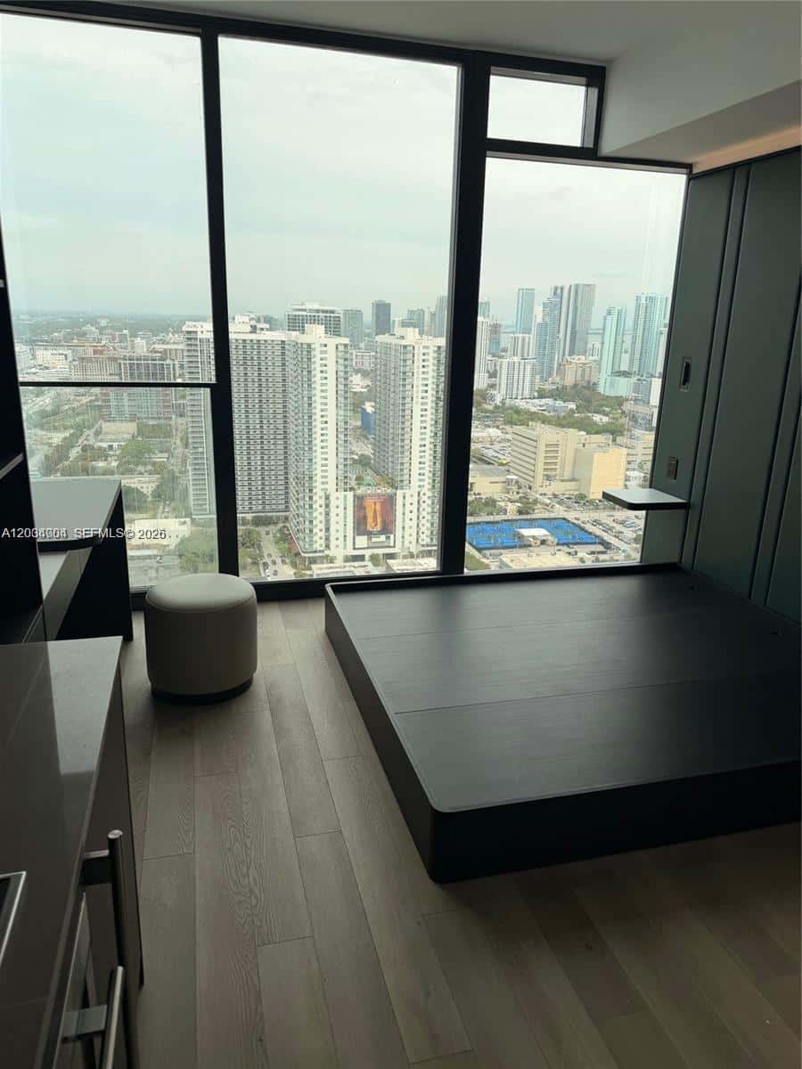 20 NE 11th St # 3703A, Miami FL 33132