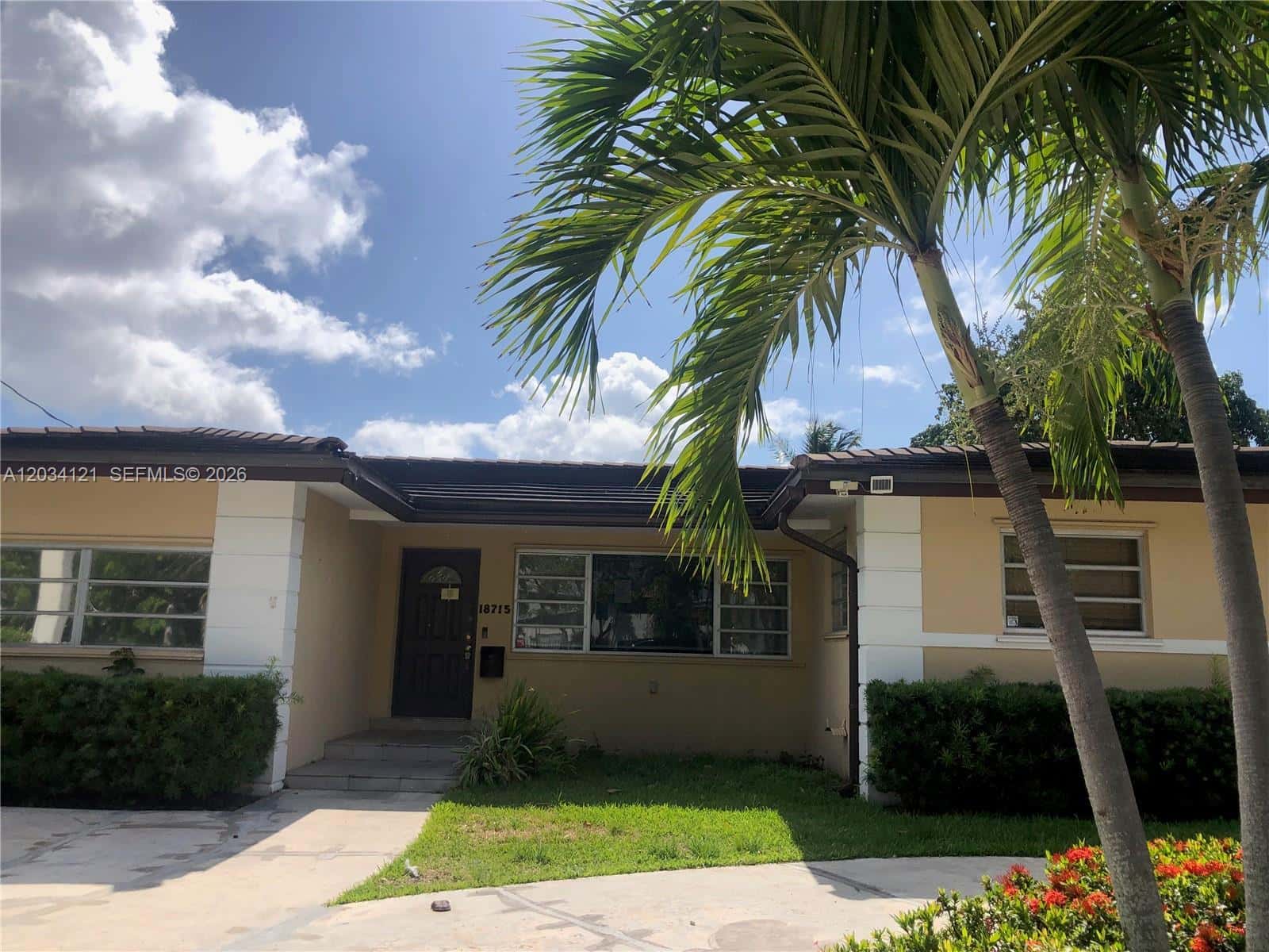18715 NE 18th Ave, Miami FL 33179