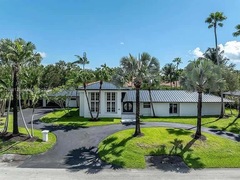 15201 SW 74th Pl, Palmetto Bay FL 33157