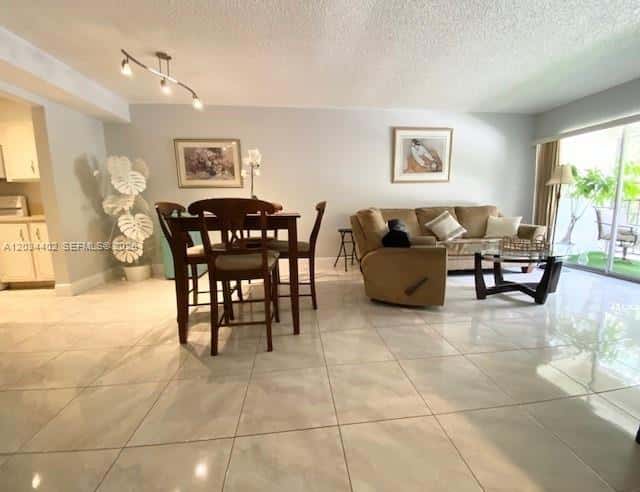 201 178th Dr # 230, Sunny Isles Beach FL 33160