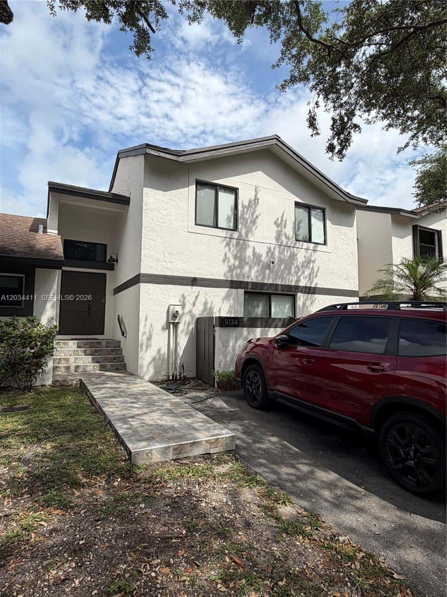 9134 SW 118th Ct, Miami FL 33186