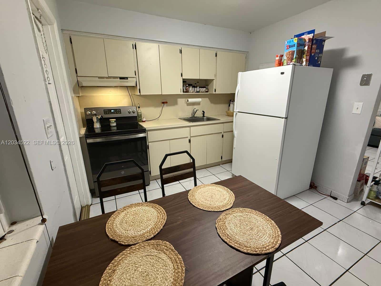 2732 NW 16th Ter # 2734, Miami FL 33125
