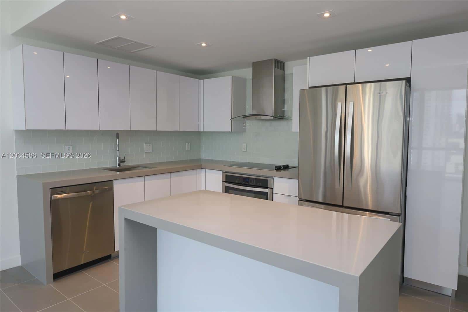 1600 NE 1st Ave # 1010, Miami FL 33132