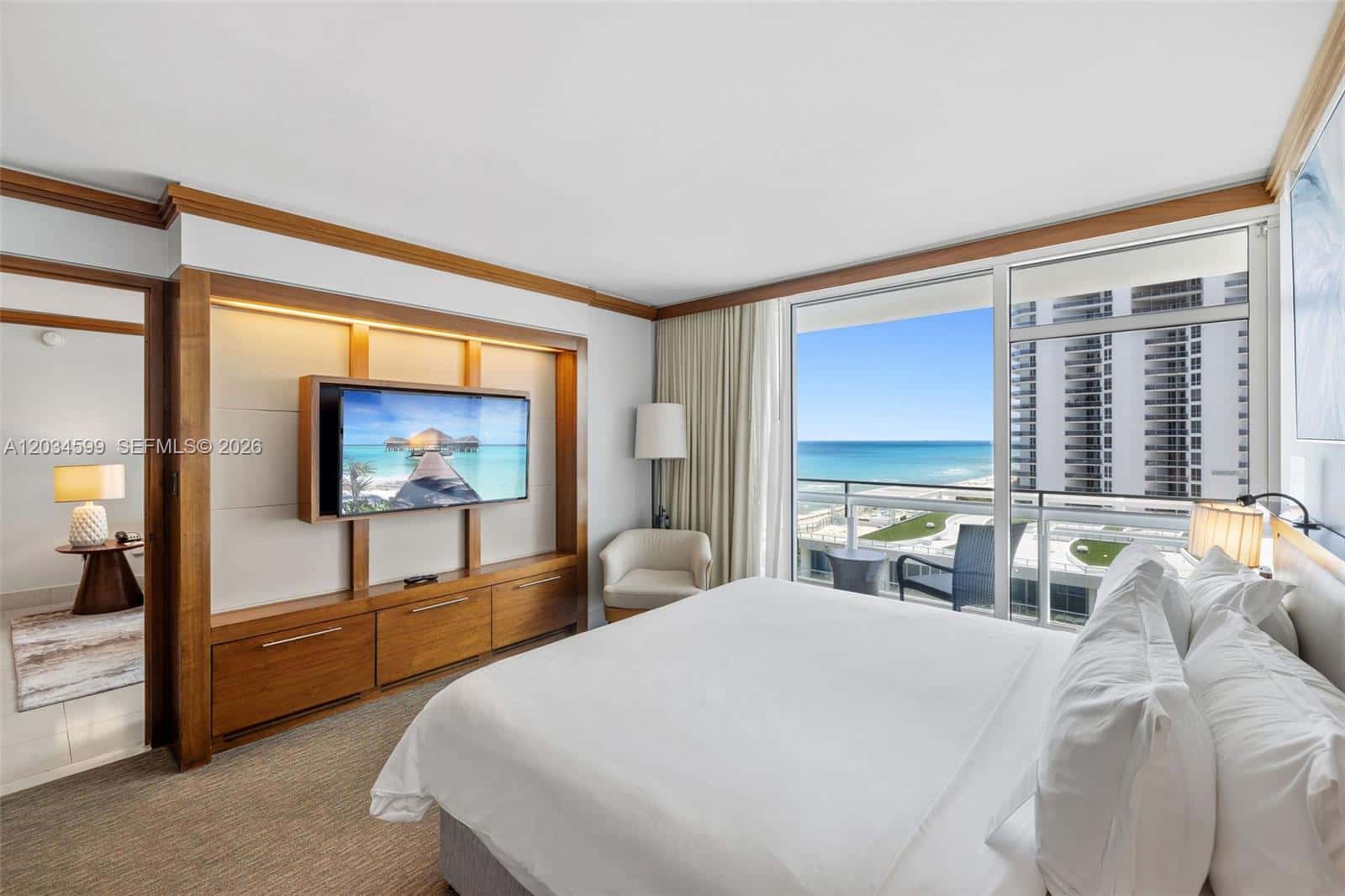6801 Collins Ave # 1010, Miami Beach FL 33141