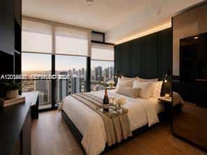 20 NE 11th ST # 2803B, Miami FL 33132