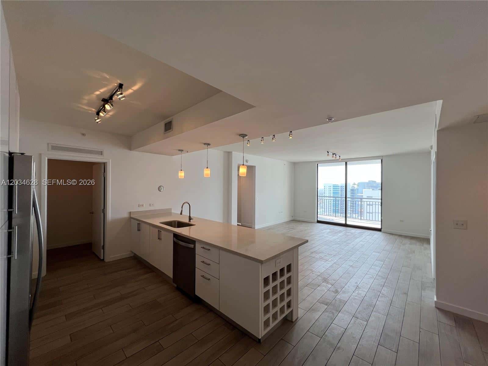 999 SW 1st Ave # 2405, Miami FL 33130