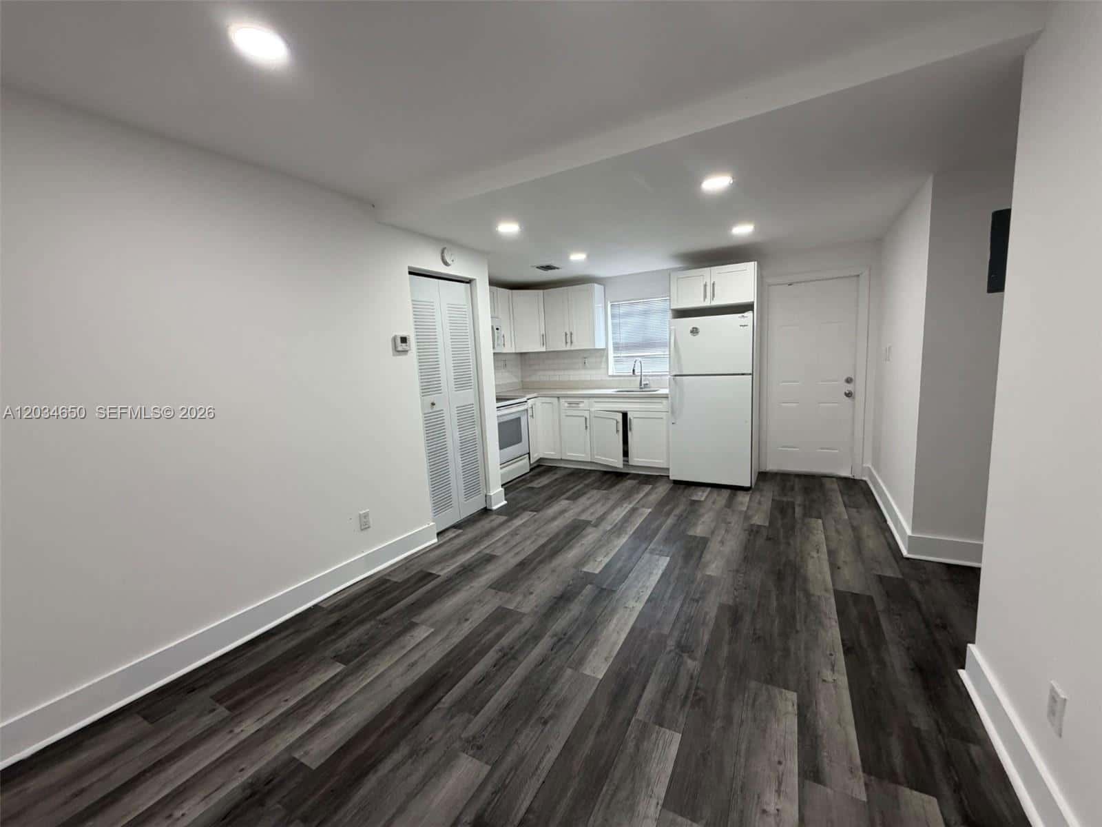 2025 NW 72nd St # 2, Miami FL 33147