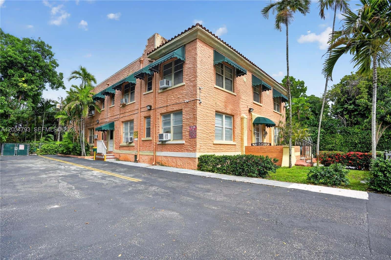 3409 S Le Jeune Rd # 2, Coral Gables FL 33134